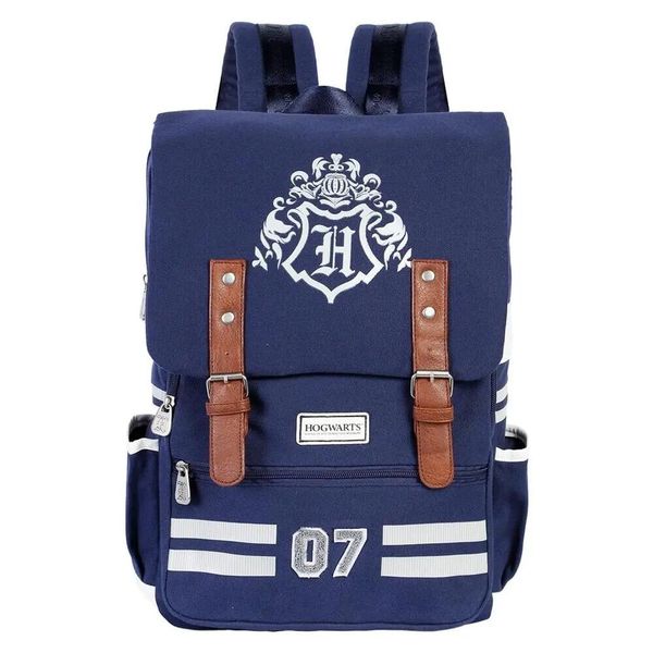 Plecak dla dzieci Karactermania Harry Potter Hogwarts Oxford Academy. Niebieskie torby i plecaki dziecięce karactermania, z materiału. Za 297.50 zł.