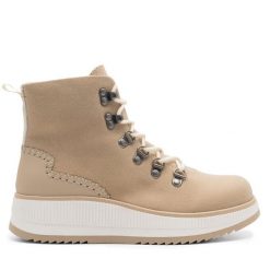 Trzewiki Jenny Fairy. Brązowe botki damskie Jenny Fairy, bez obcasa, na płaskiej podeszwie, bez zapięcia. Za 169.99 zł.