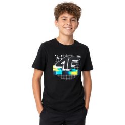 Koszulka dla chłopca 4F. Czarne t-shirty dla chłopców 4f, bez wzorów, z bawełny, bez ramiączek. Za 49.99 zł.