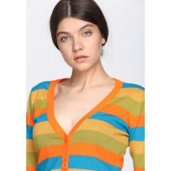 Pomarańczowy Sweter Miracles. Brązowe kardigany damskie Born2be, w kolorowe wzory. Za 24.99 zł.