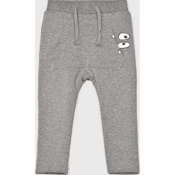 Name it - Spodnie dziecięce 92-116 cm. Spodnie materiałowe dla chłopców marki Name it. W wyprzedaży za 49.90 zł.