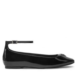 Baleriny Guess. Czarne baleriny damskie Guess, z aplikacjami, bez obcasa. Za 299.99 zł.