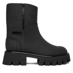 Botki MICHAEL Michael Kors. Czarne botki damskie MICHAEL Michael Kors, bez obcasa, na płaskiej podeszwie, bez zapięcia. Za 789.99 zł.