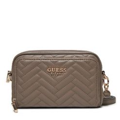 Torebka Guess. Brązowe listonoszki damskie Guess, z aplikacjami, bez dodatków. Za 349.99 zł.