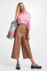 Spodnie TWINSET. Legginsy damskie Twinset Milano, bez wzorów. W wyprzedaży za 704.97 zł.