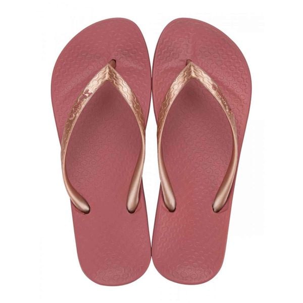 Japonki damskie Ipanema Anat Tan. Czerwone klapki damskie Ipanema, bez wzorów, sportowe, bez obcasa. Za 49.99 zł.