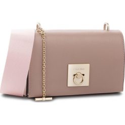 Torebka CALVIN KLEIN - Ck Lock Medium Flap K60K60489I 007. Czerwone listonoszki damskie marki Calvin Klein, ze skóry ekologicznej. Za 649.00 zł.