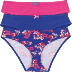 Shirt z długim rękawem i nadrukiem z motywem kota bonprix biały z nadrukiem. Białe bluzki damskie bonprix, bez wzorów, bez kołnierzyka, bez ramiączek. Za 27.99 zł.