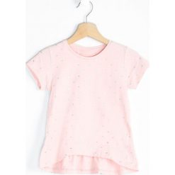 Różowa Koszulka All My Hearts. Bluzki dla dziewczynek marki Born2be. Za 29.99 zł.
