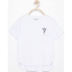 T-shirt z haftowanym bukietem - Biały. T-shirty damskie marki Reserved. W wyprzedaży za 14.99 zł.