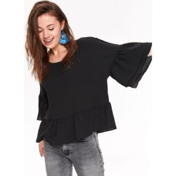BLUZKA OVERSIZE, Z FALBANĄ. Bluzki damskie TROLL. W wyprzedaży za 39.99 zł.