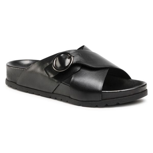 Klapki Lasocki. Czarne klapki damskie Lasocki, bez wzorów, bez obcasa. Za 71.99 zł.