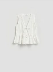 Muślinowa bluzka - biały. Białe bluzki damskie Reserved, l, bez wzorów, z bawełny, bez kołnierzyka, bez ramiączek. Za 69.99 zł.