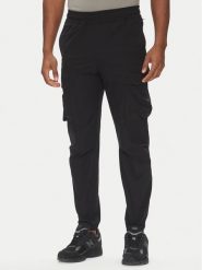 Parajumpers Joggery Rescue Zander 25SMPMPARR01 Czarny Tapered Fit. Czarne spodnie materiałowe męskie Parajumpers, m, bez wzorów, z syntetyku. Za 539.99 zł.