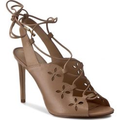 Sandały MICHAEL MICHAEL KORS - Thalia Sandal 40S7THHS1L Toffee. Klapki damskie MICHAEL Michael Kors. W wyprzedaży za 529.00 zł.