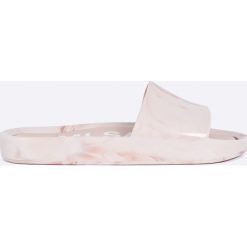 Melissa - Klapki Beach Slide. Klapki damskie marki Melissa. W wyprzedaży za 199.90 zł.