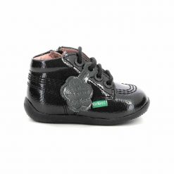 Trzewiki dziewczęce KICKERS BILLISTA. Czarne buty sportowe dziewczęce Kickers, bez wzorów, bez zapięcia. Za 129.99 zł.