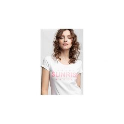 T-shirt damski TSD453 - biały. Białe t-shirty damskie 4f, z nadrukiem, z bawełny. Za 39.99 zł.
