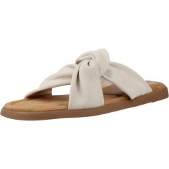 Sandały UNISA CAMBY GRA Biały. Białe obuwie sportowe damskie Unisa, bez wzorów, ze skóry, trekkingowe. Za 354.99 zł.