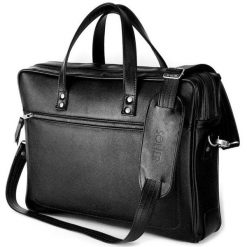 Skórzana męska torba na laptopa SOLIER czarna. Czarne torby na laptopa męskie bez wzorów, ze skóry. Za 579.00 zł.