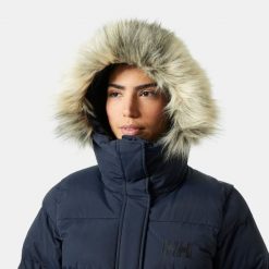 Parka dla kobiet Helly Hansen Aria. Niebieskie parki damskie Helly Hansen, na zimę, bez wzorów, bez kaptura. W wyprzedaży za 1,398.50 zł.
