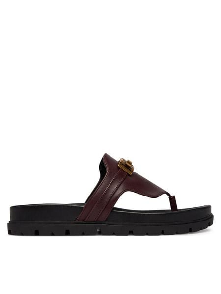 Guess Japonki FLJFRR LEA03 Bordowy. Czerwone klapki damskie Guess, z aplikacjami, ze skóry, bez obcasa. Za 494.99 zł.