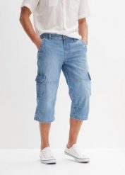 Jeansy bojówki 3/4 regular fit z prostymi nogawkami. Niebieskie jeansy męskie bonprix. Za 169.99 zł.