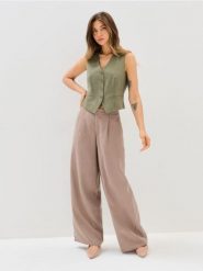 Spodnie wide leg z lyocellem i domieszką lnu - beżowy. Brązowe spodnie materiałowe damskie Sinsay, l, bez wzorów, z lyocellu. Za 59.99 zł.