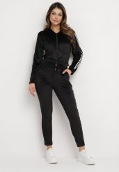 Czarny Welurowy Komplet Dresowy 2-Częściowy z Lampasami Bluza i Spodnie Atiriv. Czarne bluzy damskie Born2be, m, bez wzorów, z dresówki, bez kaptura. Za 44.99 zł.