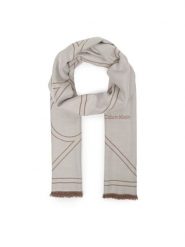 Calvin Klein Szal Emblem Repeat Lw Shawl W Fringes LV04F8074G Biały. Białe czapki i kapelusze damskie Calvin Klein, bez wzorów, z materiału. Za 249.99 zł.