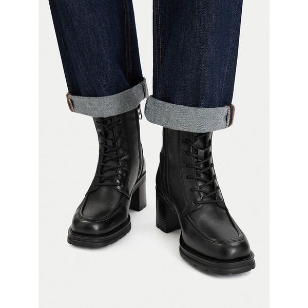 Botki G-Star. Czarne botki damskie G-Star, retro, bez obcasa, na słupku, bez zapięcia. Za 399.99 zł.
