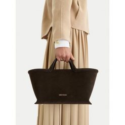 Torebka GINO ROSSI. Brązowe torebki do ręki damskie Gino Rossi, bez wzorów, klasyczne, bez dodatków. Za 399.99 zł.