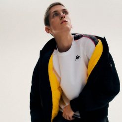 Koszulka Kappa Coen Slim 222 Banda. Czarne koszulki sportowe męskie Kappa, s, bez wzorów, z bawełny, bez kołnierzyka, bez ramiączek, na fitness i siłownię. Za 136.55 zł.