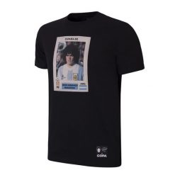 Koszulka dla dorosłych - Maradona x COPA Naklejka Piłka Nożna Argentyna - Czarna. Czarne koszulki sportowe męskie COPA FOOTBALL, xl, bez wzorów, bez kołnierzyka, bez ramiączek, do piłki nożnej. Za 211.91 zł.