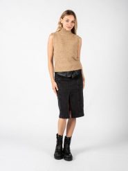 Pinko Bluzka "Bevanda" | 1G17ZL A033 | Kobieta | Beżowy. Brązowe bluzki damskie Pinko, m, bez wzorów, z acetatu, bez kołnierzyka, bez ramiączek. W wyprzedaży za 319.00 zł.