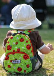 Hugger Plecaczek dla dzieci Hugger, Totty Tripper Small, wiek 1-3 lat, wzór Ladybirds. Torby i plecaki dziecięce Hugger. Za 89.25 zł.