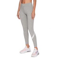 Odzież Nike. Czarna legginsy damskie Nike, bez wzorów. Za 232.99 zł.