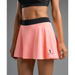 Spódnico-szorty Damskie do Tenisa/Padla Elegance. Brązowe sukienki damskie NORDICDOTS, bez wzorów, sportowe, na golfa. W wyprzedaży za 161.00 zł.