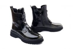 T.SOKOLSKI S1 Z26-501 Green zielony kabir, botki damskie. Zielone botki damskie T.Sokolski, ze skóry, bez obcasa, bez zapięcia. Za 289.90 zł.