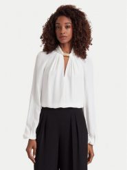 Marciano Guess Bluzka G6YH11 W3136 Kremowy Regular Fit. Białe koszule damskie Marciano Guess, z aplikacjami, z wiskozy, bez kołnierzyka, bez ramiączek. Za 589.99 zł.