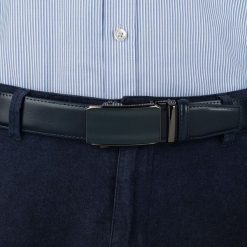 Pasek męski skórzany 3,5 cm klamra automatyczna Beltimore granatowy 52-592 : Kolory - granatowy, Rozmiar pasków - r.105-120 cm. Niebieskie paski damskie bez wzorów, ze skóry, wizytowe. Za 64.99 zł.