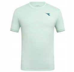 Koszulka tenisowa Diadora SS T-shirt Match Fibrazero. Zielone koszulki sportowe męskie Diadora, l, bez wzorów, z dzianiny, bez kołnierzyka, bez ramiączek, tenisowe. Za 209.00 zł.