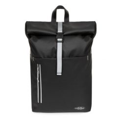 Plecak na komputer Eastpak Up Roll. Czarne plecaki damskie Eastpak, bez wzorów. Za 349.60 zł.