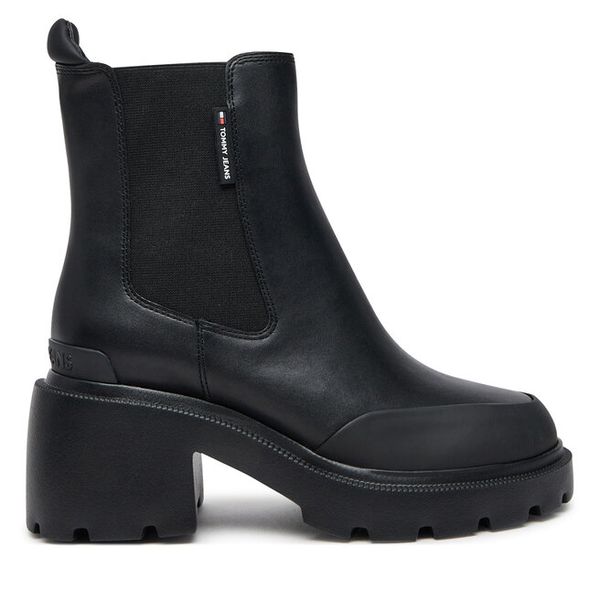 Botki Tommy Jeans. Czarne botki damskie Tommy Jeans, z jeansu, bez obcasa, na słupku, bez zapięcia. Za 679.99 zł.