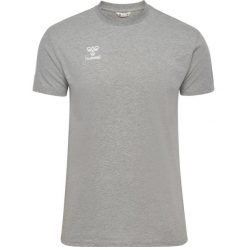 Koszulka Hummel Go 2.0 Chevron. Szare koszulki sportowe męskie Hummel, bez wzorów, bez kołnierzyka, bez ramiączek, do piłki nożnej. Za 157.50 zł.