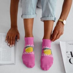 Różowe stopki damskie limoncello 1219. Czerwone skarpety damskie Milena, bez wzorów, z bawełny. Za 14.90 zł.