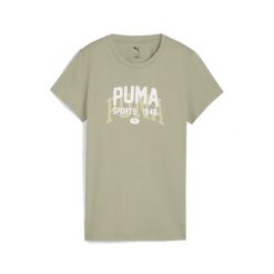 Damska koszulka z grafiką w uniwersyteckim stylu PUMA Lux Army Green. Zielone obuwie sportowe damskie Puma, bez wzorów, na fitness i siłownię. Za 109.00 zł.