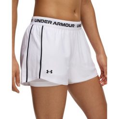 Damskie szorty 2 w 1 Under Armour Tech™ Play Up. Białe szorty sportowe damskie Under Armour, bez wzorów, sportowe, na fitness i siłownię. Za 204.50 zł.