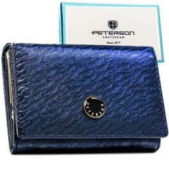 Niebieski, średni portfel damski zamykany na zatrzask, wykonany ze skóry naturalnej i ekologicznej - Peterson. Niebieskie portfele damskie Peterson, bez wzorów, ze skóry ekologicznej. Za 74.99 zł.
