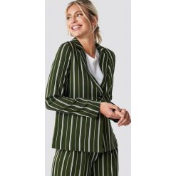 NA-KD Classic Prosta marynarka w paski - Green. Żakiety damskie marki NA-KD Classic. Za 161.95 zł.